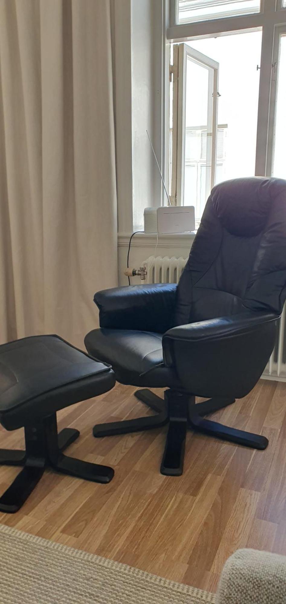 Centrum Laegenhet Skovde Luaran gambar